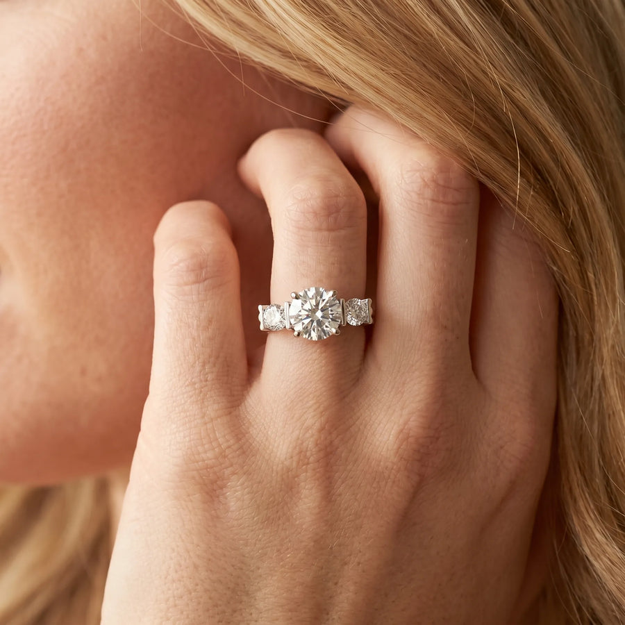 White gold Three-Stone Round Cut Classic Band Prong Setting Ring