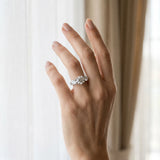 White gold Three-Stone Round Cut Milgrain Band Prong Setting Ring_25
