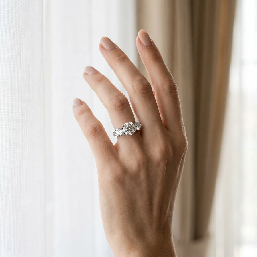 White gold Three-Stone Round Cut Milgrain Band Prong Setting Ring