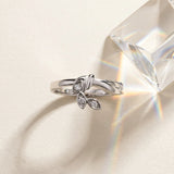 White gold Three-Stone Round Diamond Leaf Bypass Ring with Bezel Setting_66