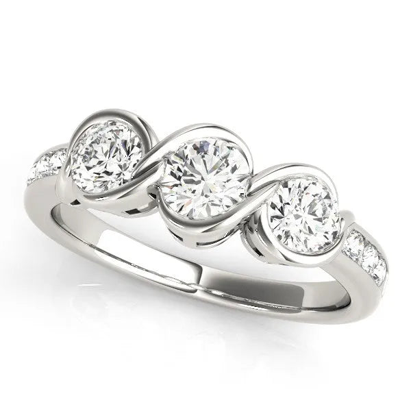 White gold Three-Stone Round Diamond Twist Band with Channel Setting