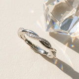 White gold Twisted Pavé Round Diamond Infinity Band