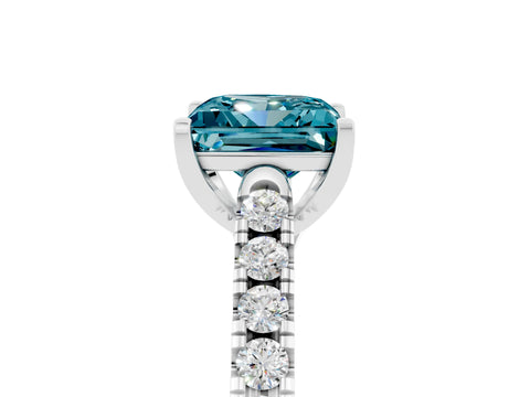 White gold {shape_name} Blue Topaz Solitaire Ring with Pavé Band and Four-Prong Setting_17
