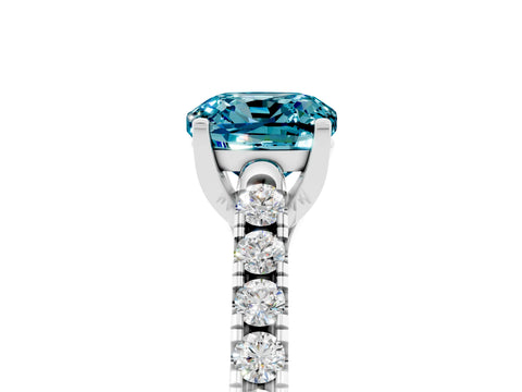 White gold {shape_name} Blue Topaz Solitaire Ring with Pavé Band and Four-Prong Setting_5