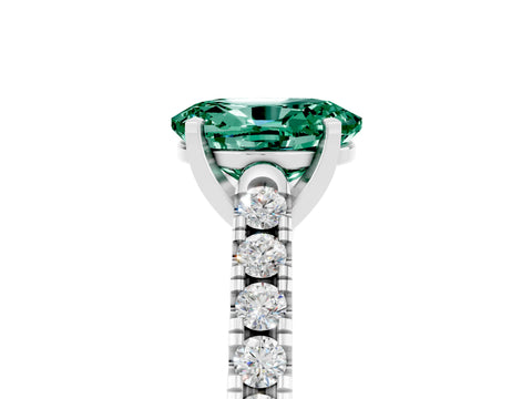 White gold {shape_name} Green Sapphire Solitaire Ring with Pavé Band and Four-Prong Setting_17