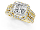 Yellow gold 3 Carat Princess Cut Halo  Ring with Split Shank and Four-Prong Setting_1