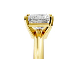 Yellow gold 3.5 Carat Radiant Cut  Solitaire Engagement Ring with Round Band and Four-Prong Setting_125