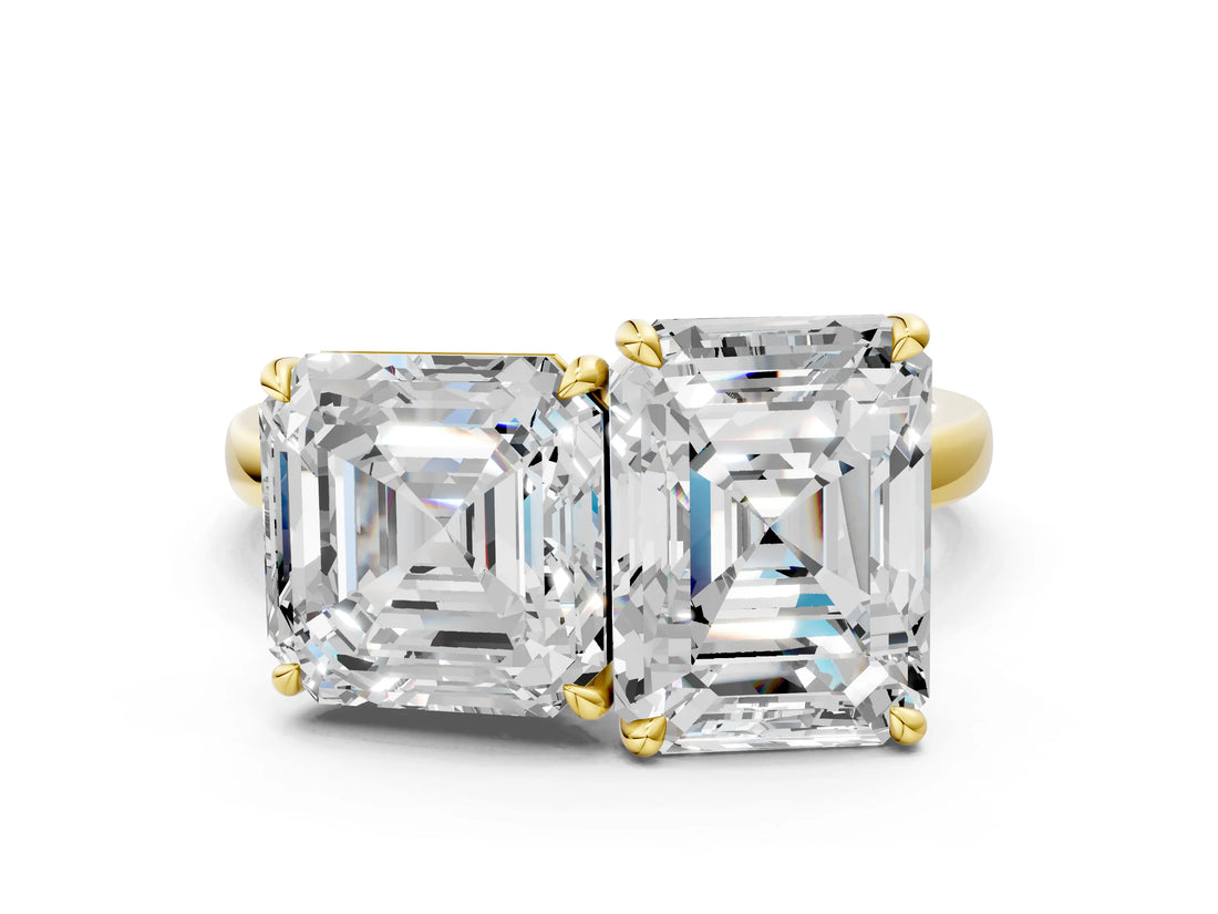 Yellow gold Asscher and Emerald Cut Toi Moi Ring with Prong Setting_65
