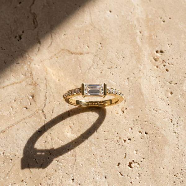Yellow gold Baguette Diamond Pavé Band with Bar Setting