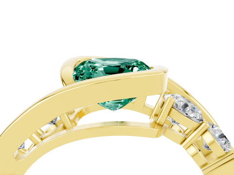 Yellow gold Bezel Set Cushion Cut Diamond Split Shank Ring_4