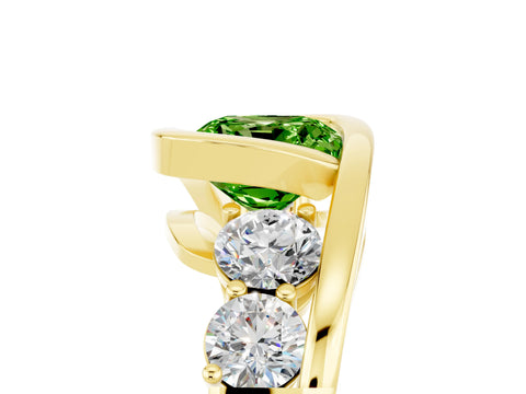 Yellow gold Bezel Set Cushion Cut Diamond Split Shank Ring_5