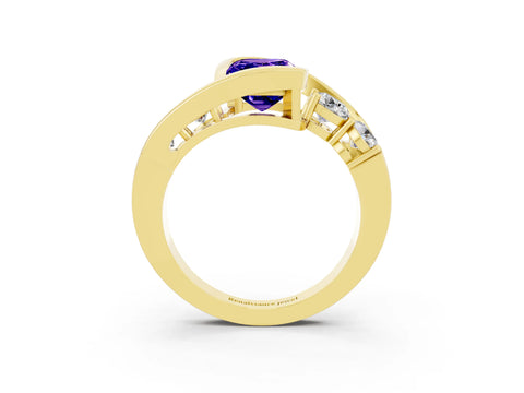 Yellow gold Bezel Set Emerald Cut Diamond Split Shank Ring_3