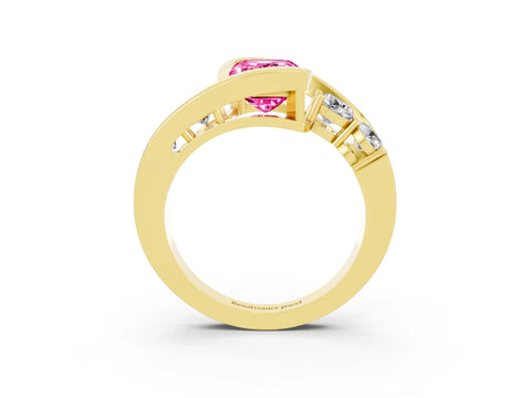 Yellow gold Bezel Set Emerald Cut Diamond Split Shank Ring_3