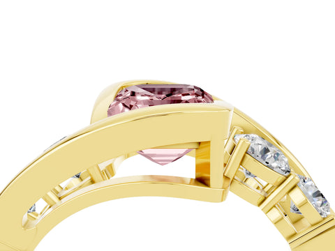 Yellow gold Bezel Set Emerald Cut Diamond Split Shank Ring_4