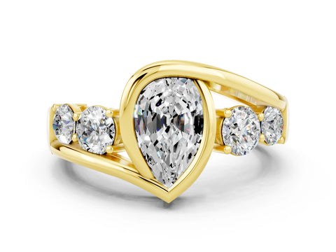 Yellow gold Bezel Set Pear Cut Diamond Split Shank Ring_9