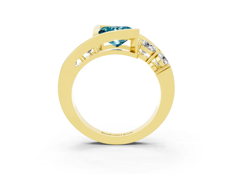 Yellow gold Bezel Set Princess Cut Diamond Split Shank Ring_3