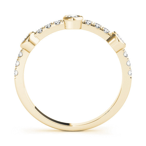 Yellow gold Bezel Set Round Diamond Pavé Band 2