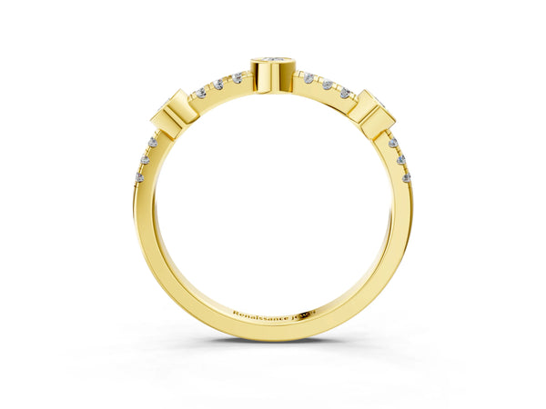 Yellow gold Bezel Set Round Diamond Pavé Band