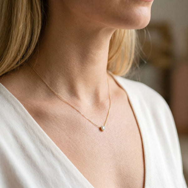 Yellow gold Bezel-Set Round Diamond Solitaire Chain Necklace