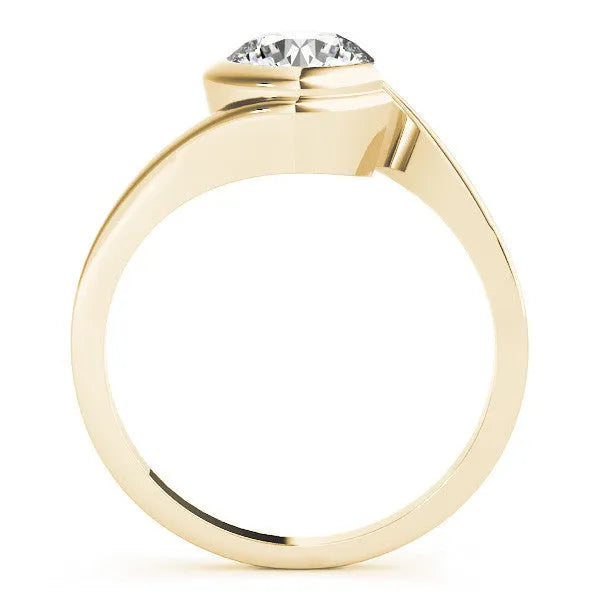 Yellow gold Bezel Set Round Solitaire Twist Band Ring