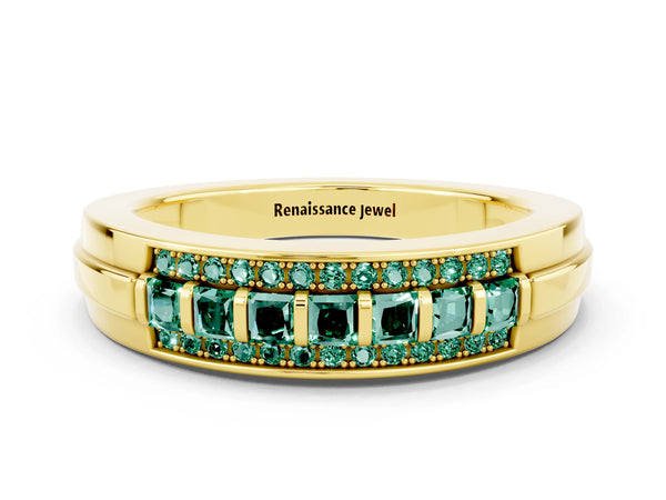 Yellow gold Channel-Set Princess Cut Diamond Pavé Band