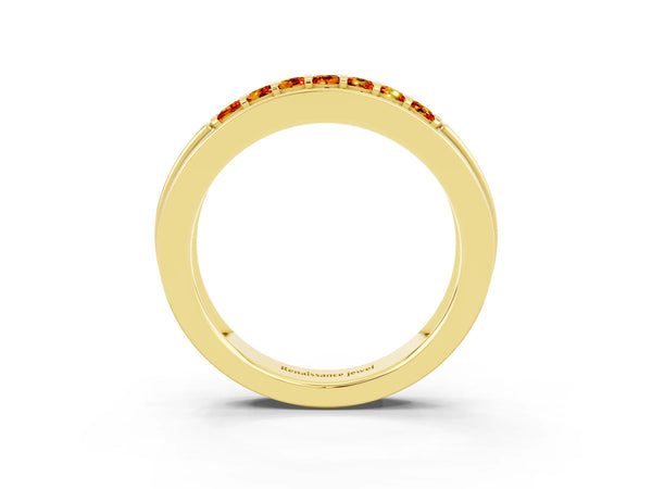 Yellow gold Channel-Set Princess Cut Diamond Pavé Band
