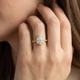 Yellow gold Cluster Pear Diamond Pavé Band Flower Prong Setting Ring_5