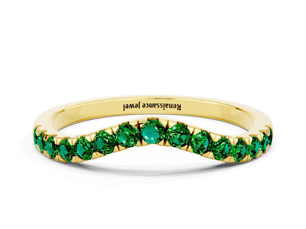 Yellow Gold Round Lab-Grown Emerald Curved Pave Wedding Band with Shared Prong Row