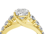 Yellow gold Cushion Brilliant Diamond Pavé Band with Six-Prong Setting_7