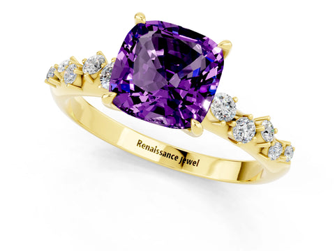 Yellow gold Cushion Cut Amethyst Cluster Side Stone Solitaire Ring with Prong Setting_25