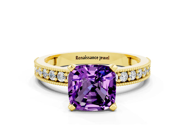 Yellow gold Cushion Cut Amethyst Milgrain Pavé Engagement Ring with Four-Prong Setting