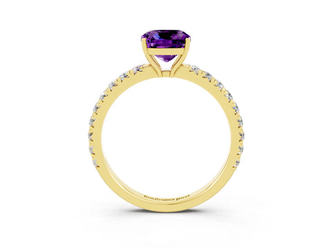 Yellow gold Cushion Cut Amethyst Pavé Solitaire Engagement Ring with Four-Prong Setting_15