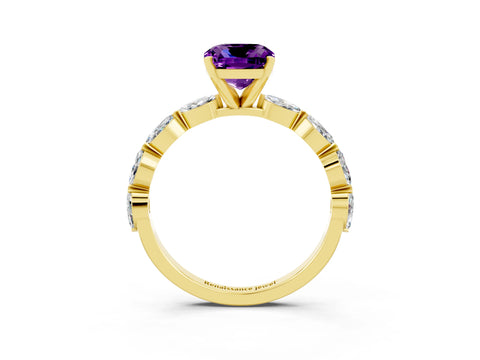 Yellow gold Cushion Cut Amethyst Ring with Marquise Side Stones and Prong Setting_3