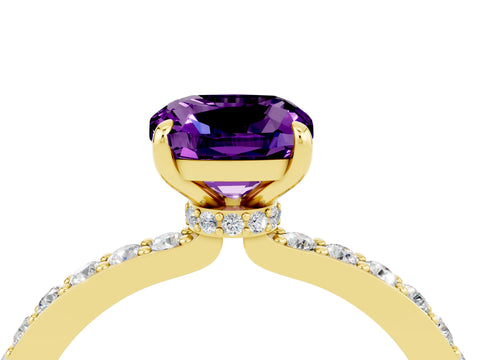 Yellow gold Cushion Cut Amethyst Ring with Pavé Band and Four-Prong Setting_4