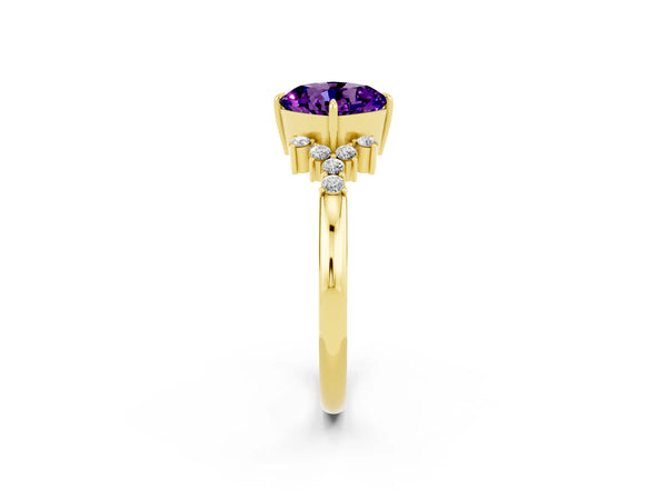Yellow gold Cushion Cut Amethyst Ring with Side Stones and Four-Prong Setting