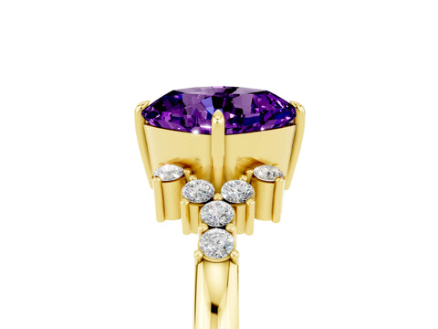 Yellow gold Cushion Cut Amethyst Ring with Side Stones and Four-Prong Setting_65