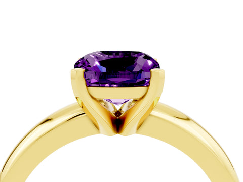 Yellow gold Cushion Cut Amethyst Solitaire Engagement Ring with Round Band and Four-Prong Setting_4