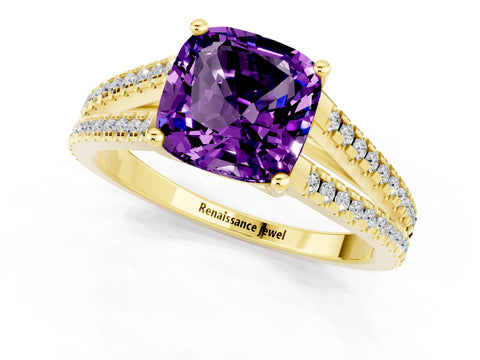Yellow gold Cushion Cut Amethyst Solitaire Engagement Ring with Split Shank Pavé Band_1