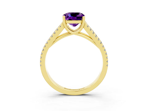 Yellow gold Cushion Cut Amethyst Solitaire Engagement Ring with Split Shank Pavé Band_3