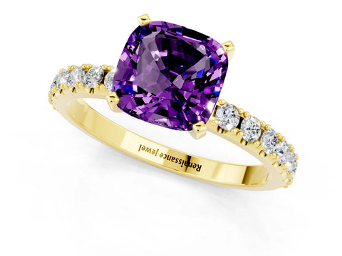 Yellow gold Cushion Cut Amethyst Solitaire Pavé Band with Four-Prong Setting_1