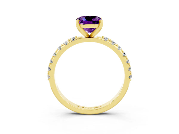 Yellow gold Cushion Cut Amethyst Solitaire Pavé Band with Four-Prong Setting