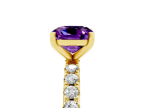 Yellow gold Cushion Cut Amethyst Solitaire Pavé Band with Four-Prong Setting_5