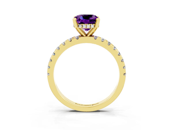 Yellow gold Cushion Cut Amethyst Solitaire Ring with Round  Pavé Band and Four-Prong Setting