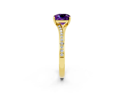 Yellow gold Cushion Cut Amethyst Solitaire Ring with Pavé Band and Prong Setting_14