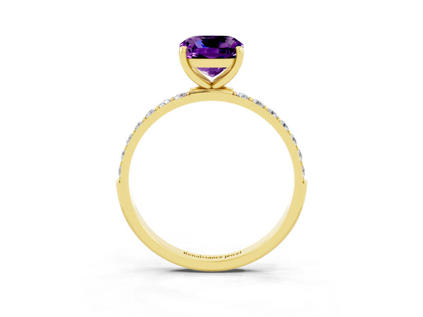 Yellow gold Cushion Cut Amethyst Solitaire Ring with Round  Pavé Band and Prong Setting