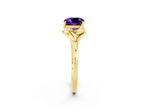 Yellow gold Cushion Cut Amethyst Solitaire Ring with Twist Band and Four-Prong Setting