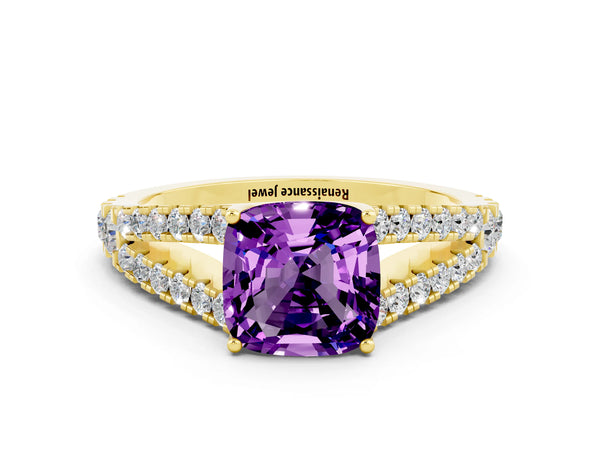 Yellow gold Cushion Cut Amethyst Split Shank Pavé Engagement Ring with Four-Prong Setting