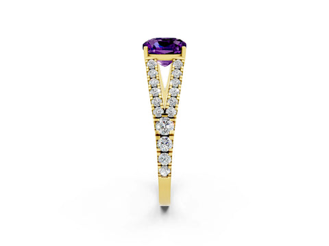 Yellow gold Cushion Cut Amethyst Split Shank Pavé Engagement Ring with Four-Prong Setting_14