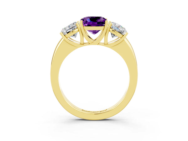 Yellow gold Cushion Cut Amethyst Three-Stone Ring with Four-Prong Setting and Classic Band