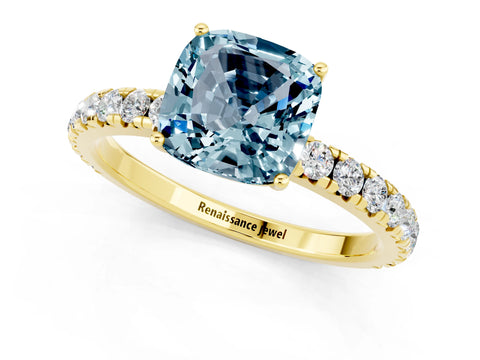 Yellow gold Cushion Cut Aquamarine Pavé Solitaire Engagement Ring with Four-Prong Setting_13